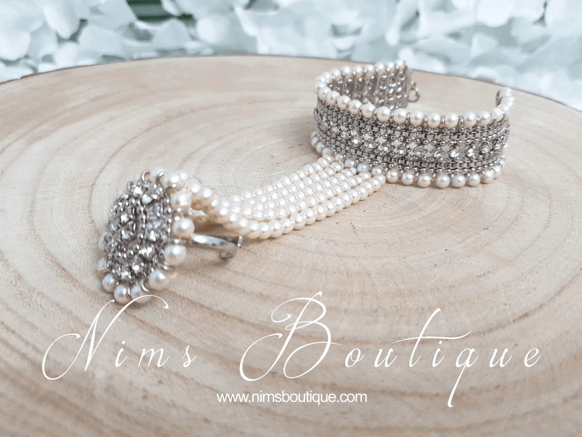 Nims Boutique Royal Silver & Pearl Small Handpiece / Hath Panja