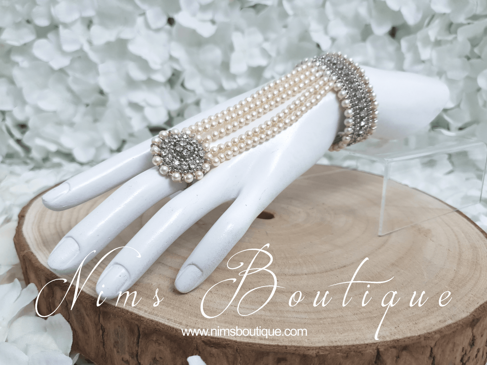 Nims Boutique Royal Silver & Pearl Small Handpiece / Hath Panja