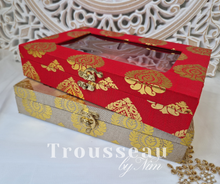 Light Gold Brocade Silk Jewellery Gift Box with Clear Lid