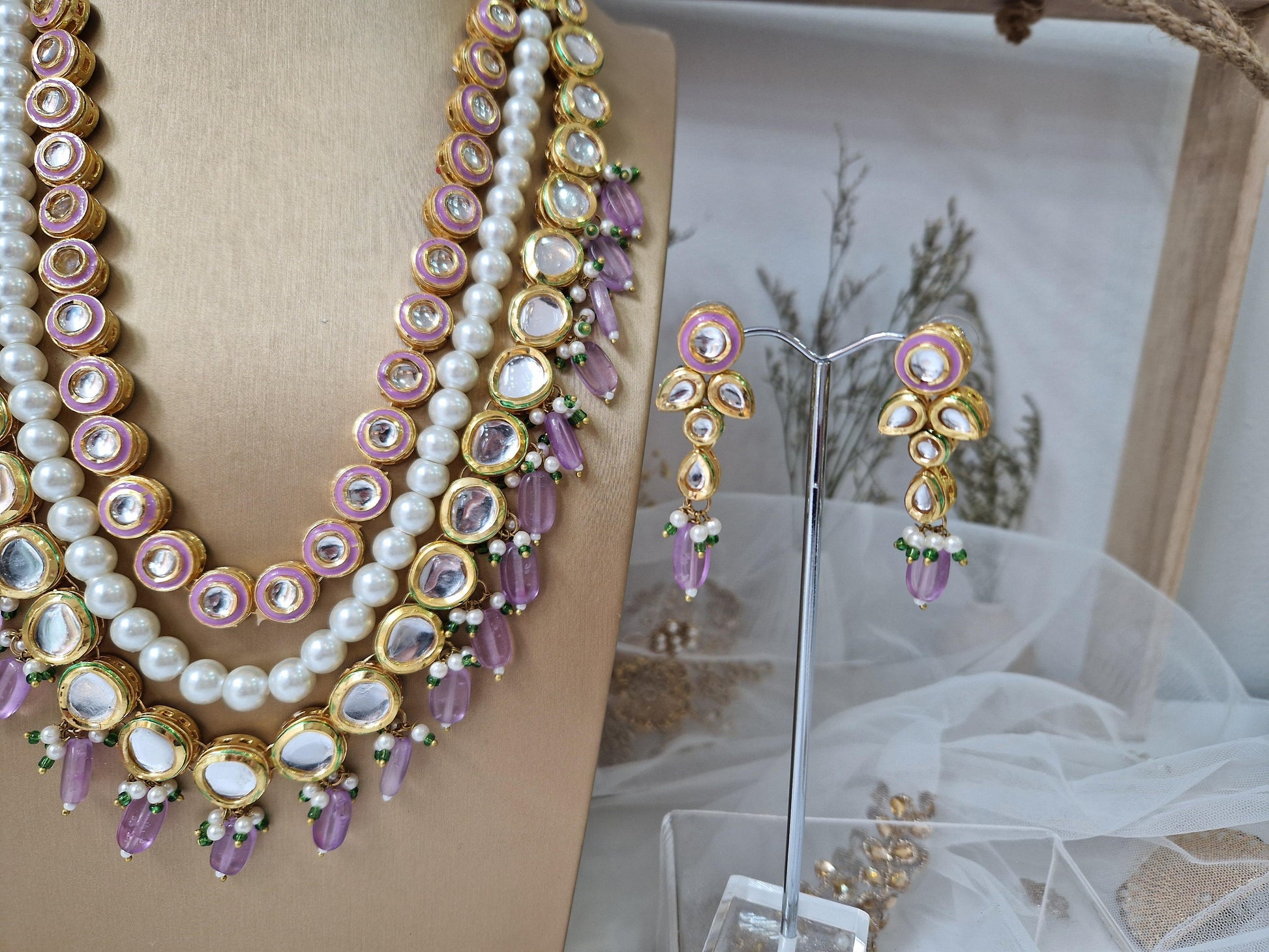 Nims Boutique Myra Blossom Kundan Deep Lilac & Pink Haar Set