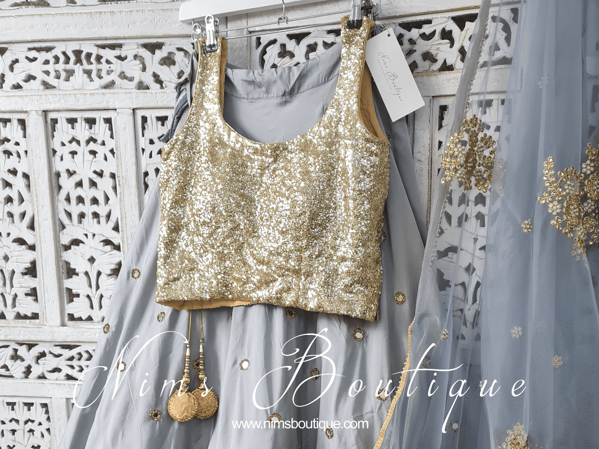 Nims Boutique Luxury Gold Sequin Sleeveless Blouse Longer Length 4-26