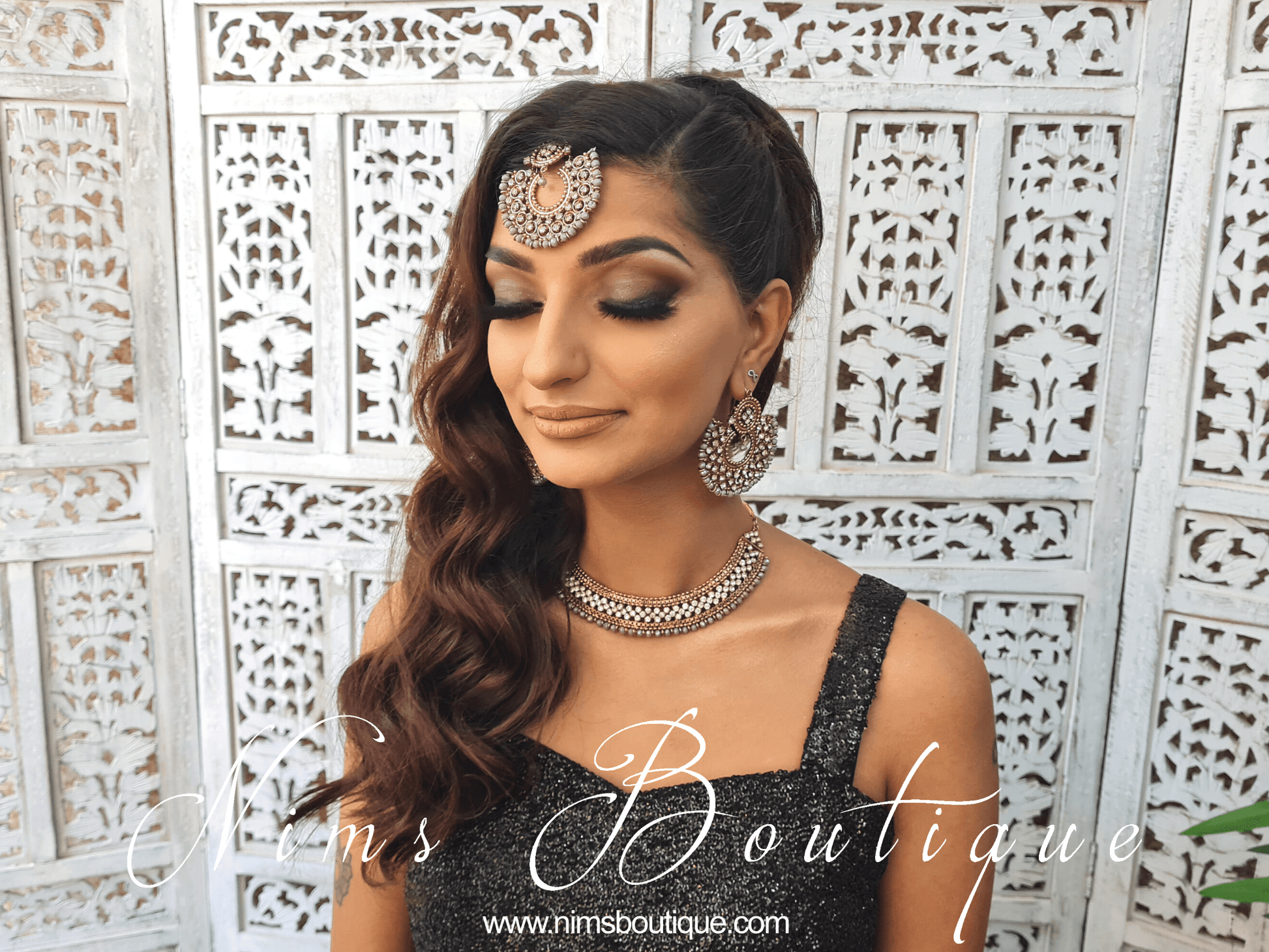 Nims Boutique Royal Grey Chand Tikka Set