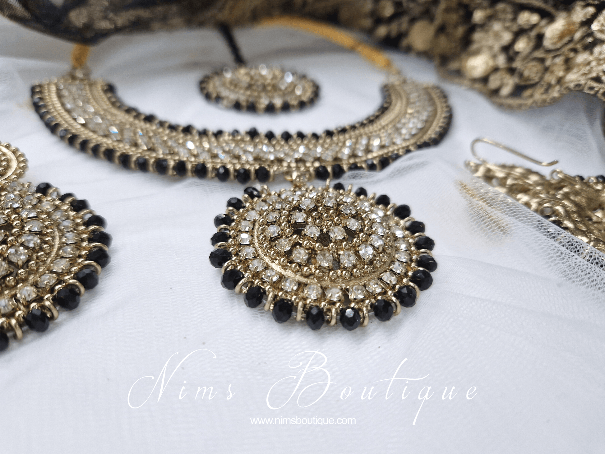 Nims Boutique Classic Royal Black Set