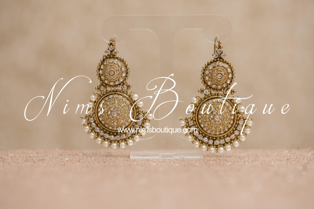 Nims Boutique Small Royal Antique Gold, Pearl & Clear Stone set