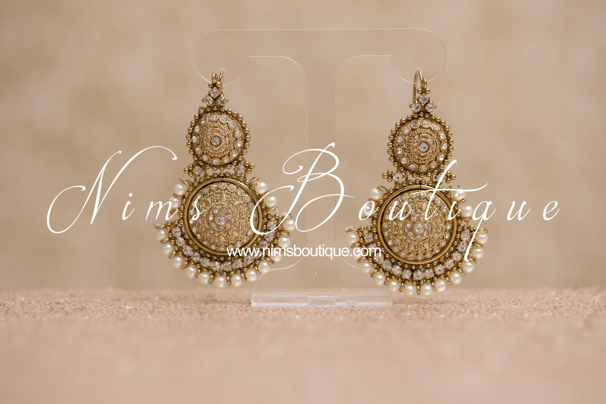 Nims Boutique Small Royal Antique Gold, Pearl & Clear Stone set