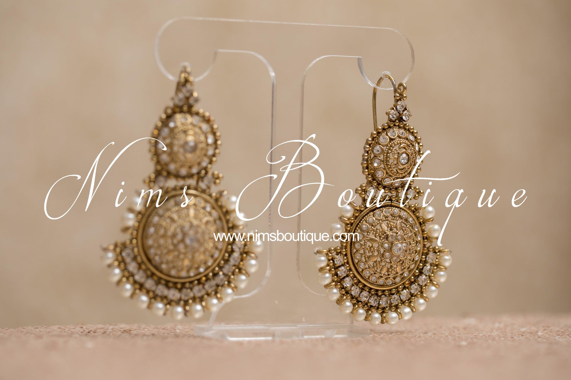 Nims Boutique Small Royal Antique Gold, Pearl & Clear Stone set