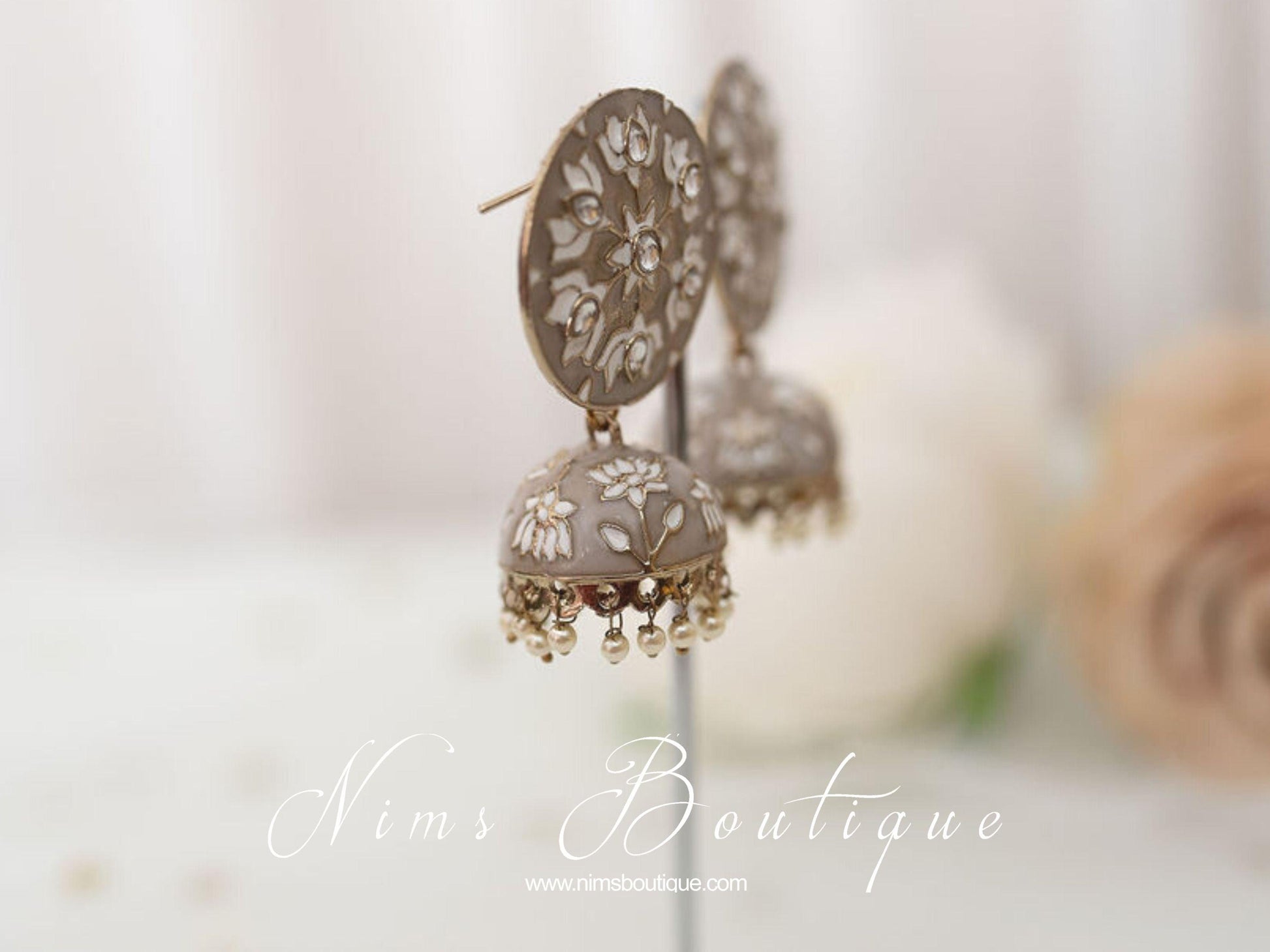 Nims Boutique Natasha Grey Blossom Chumke