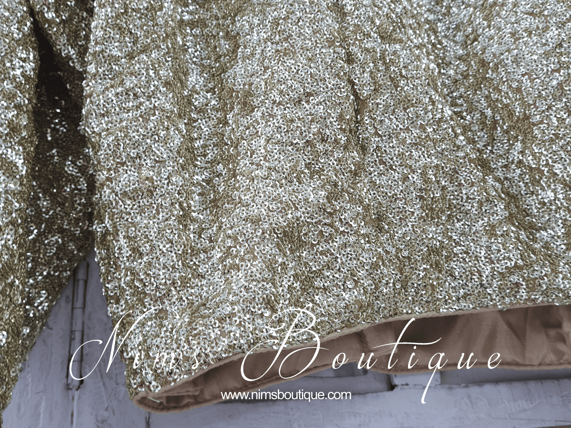 Nims Boutique Luxury Gold Sequin Long sleeved Blouse size 6-20