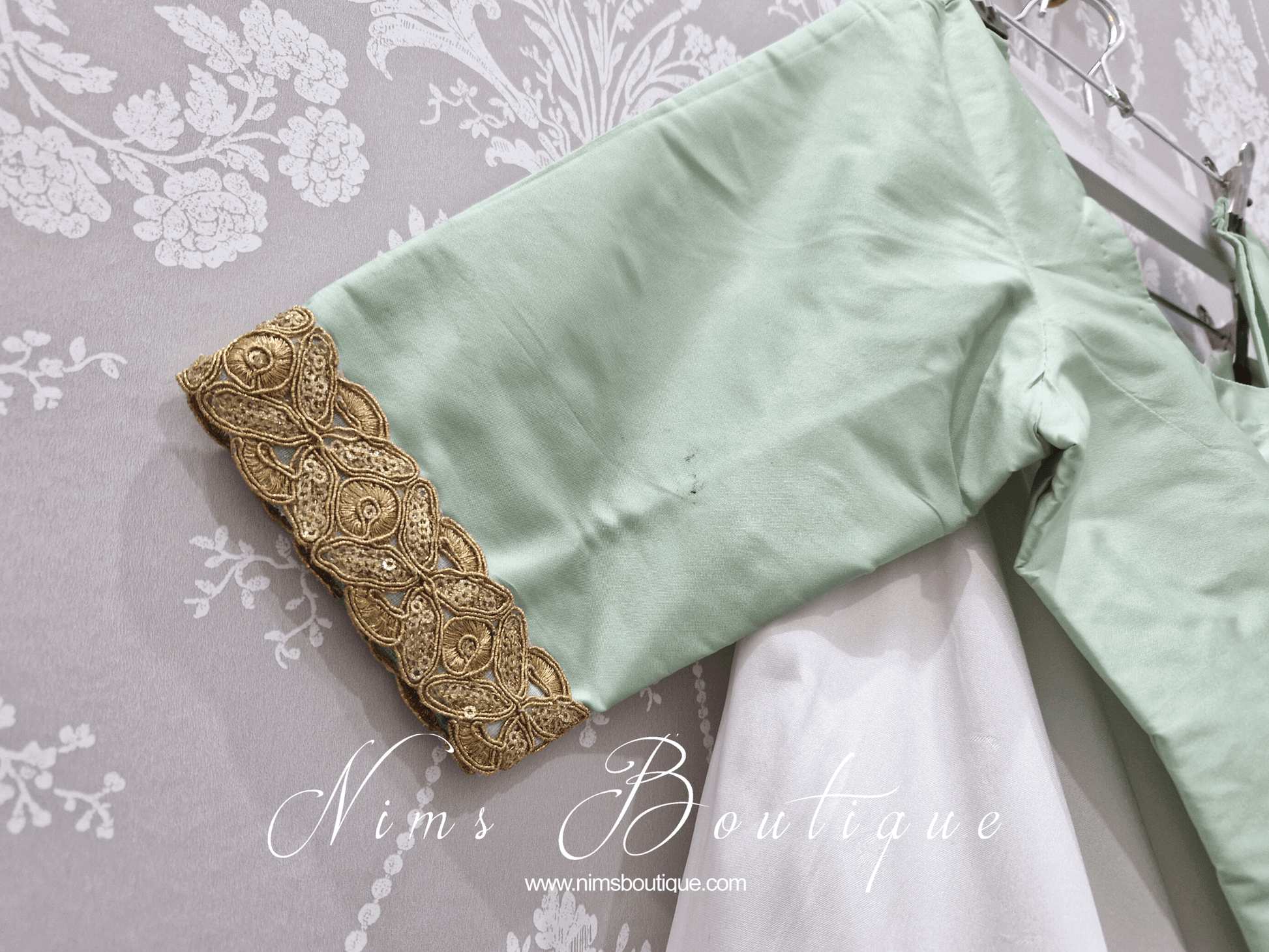 Nims Boutique Mint Pure Silk Scoop Neck Blouse with sleeves, gold edging size 4-20