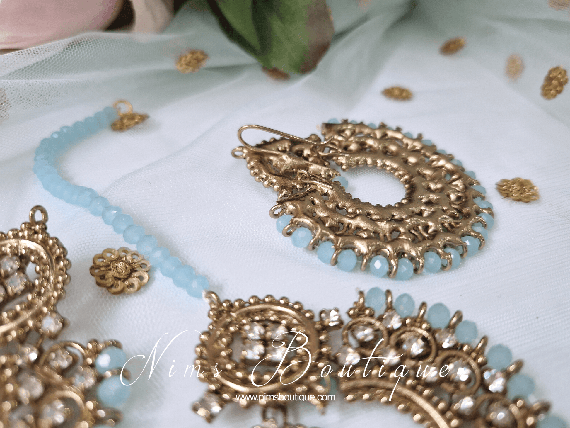 Nims Boutique Royal Antique Gold & Light Blue Chand Tikka Set 6cm