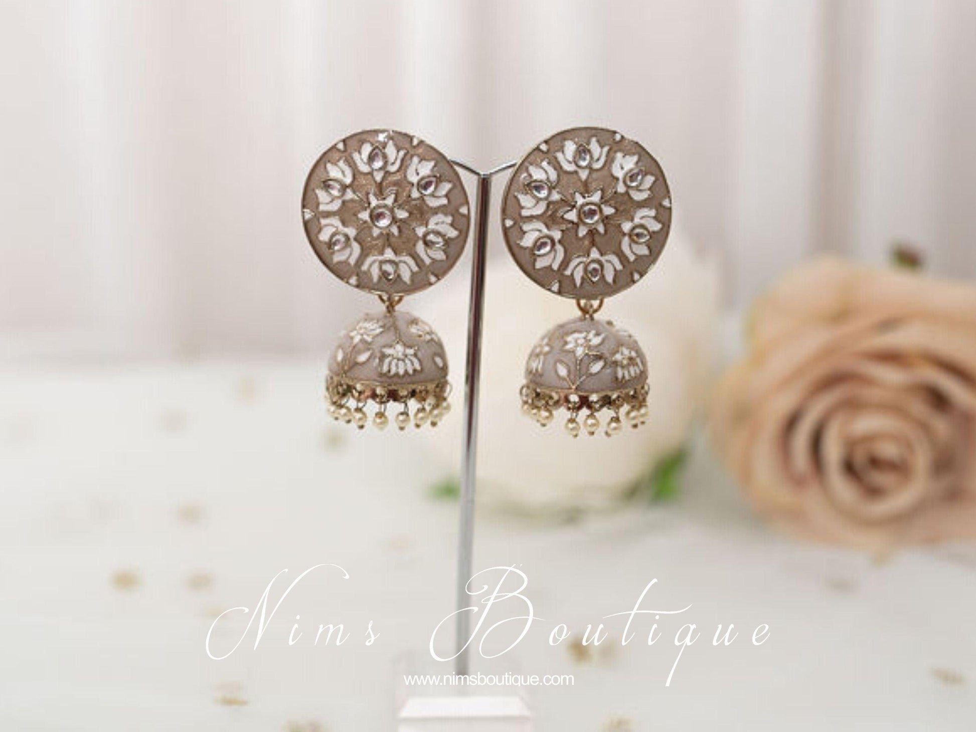 Nims Boutique Natasha Grey Blossom Chumke