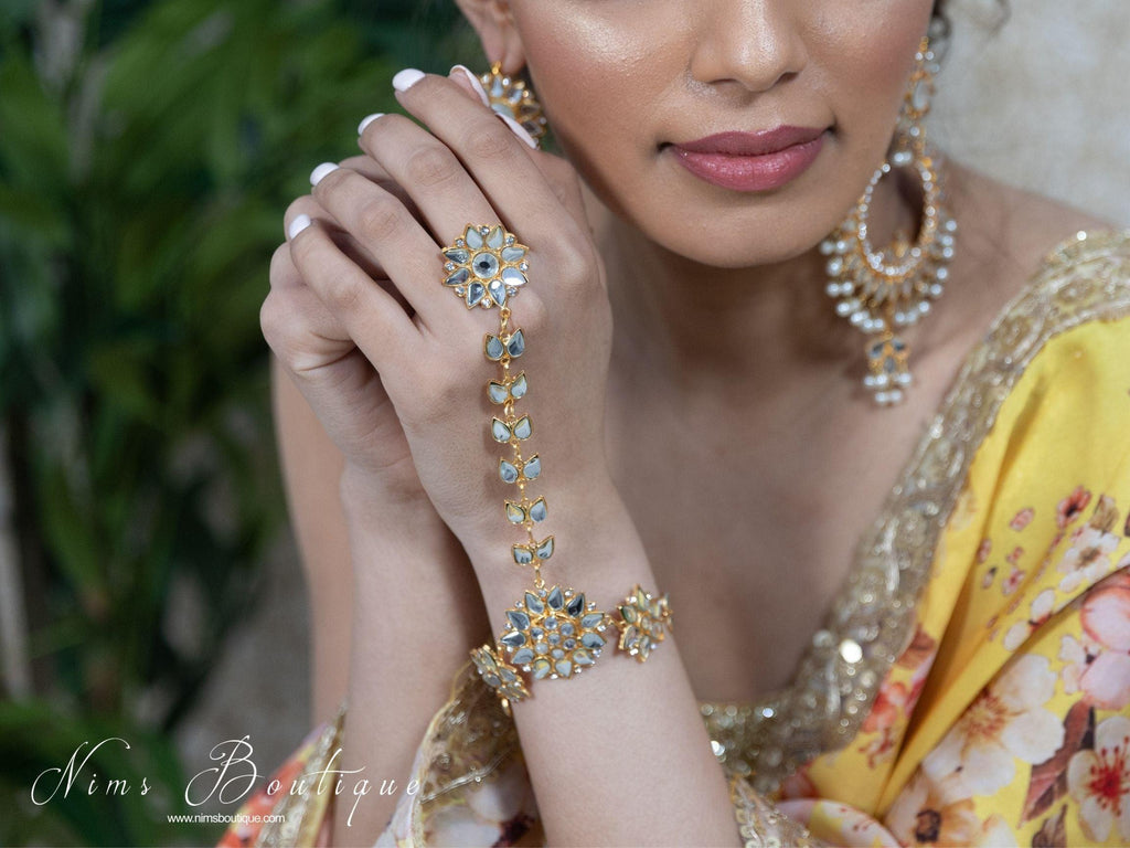 Nims Boutique Tanuja Light Gold Handpiece / Hath Panja