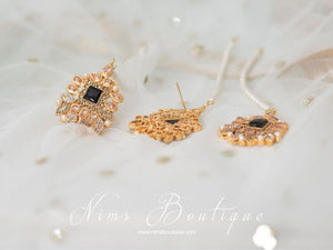 Sita Black & Pearl Earrings & Tikka set