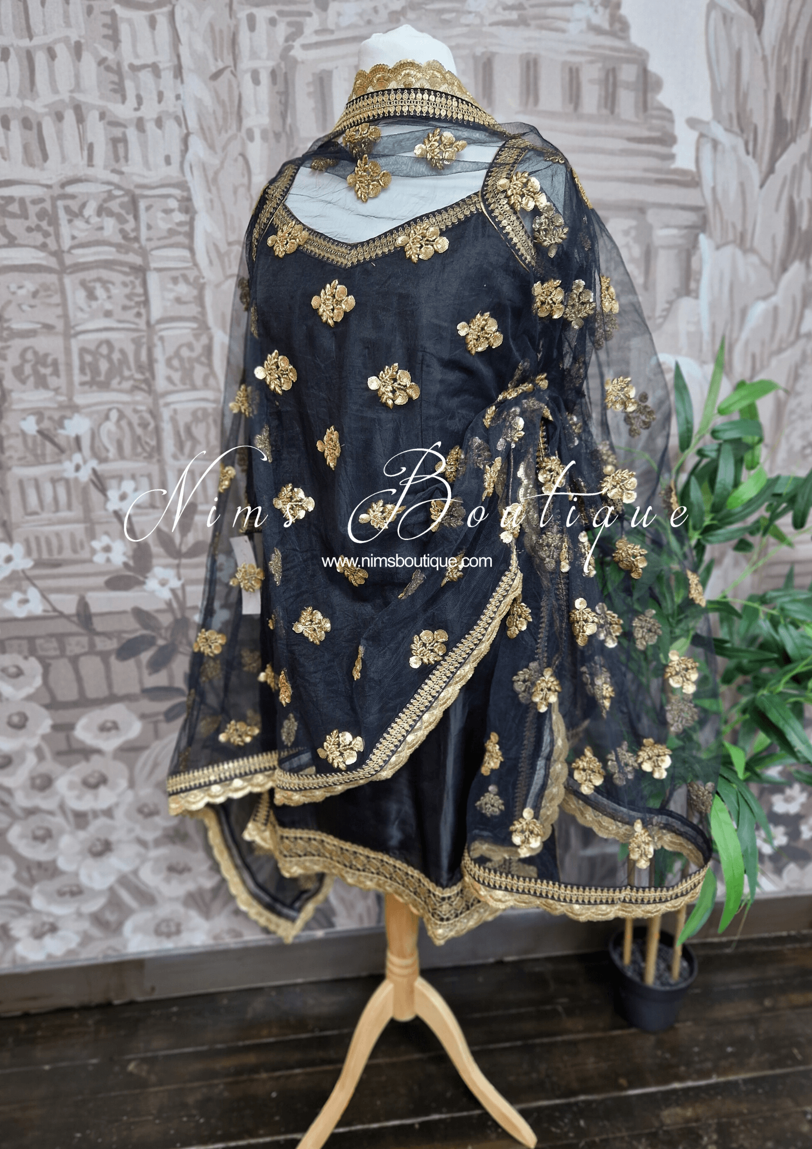 Nims Boutique The NB Classic Long Sleeved Black Silk Pajami Suit sizes 16 to 26