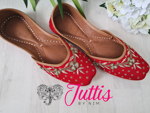 Luxury Red Velvet Embroidered Leather Punjabi Juttis