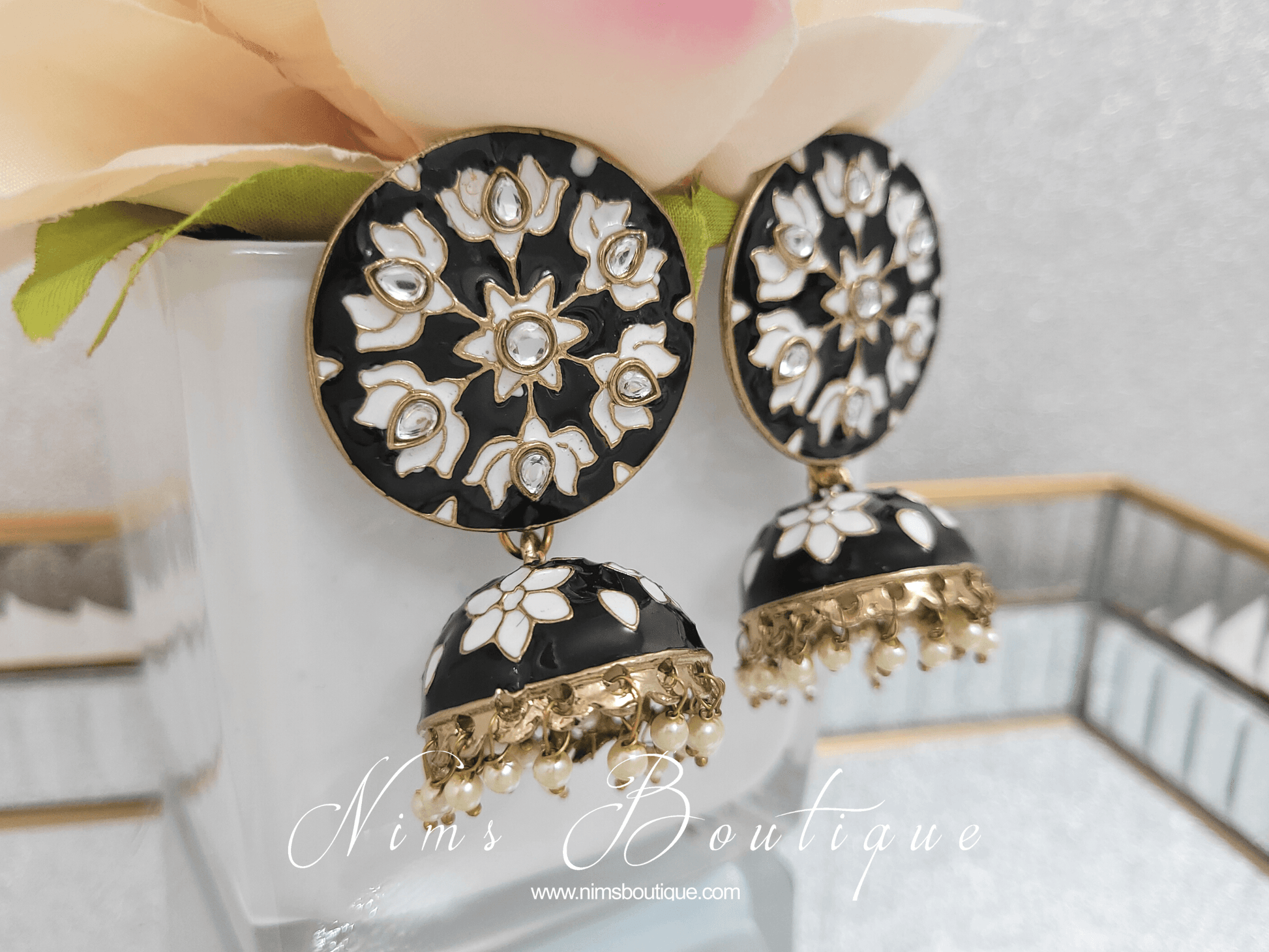 Nims Boutique Natasha Black Blossom Chumke
