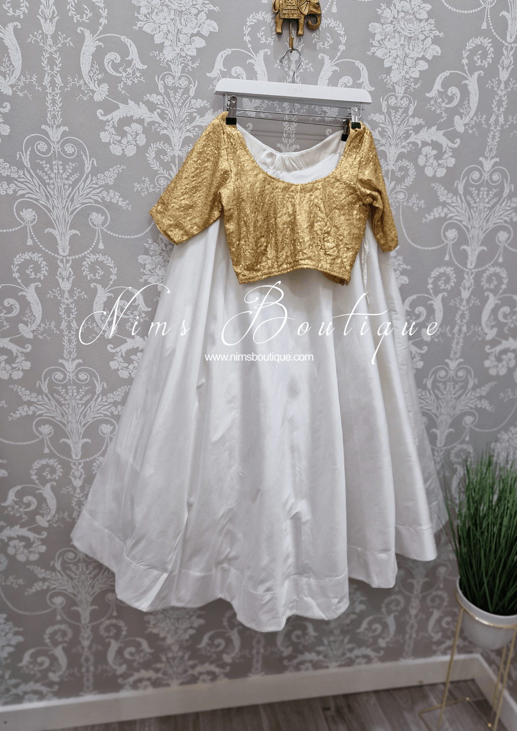 Nims Boutique Gold Sequin Half Sleeve Blouse size 6-20