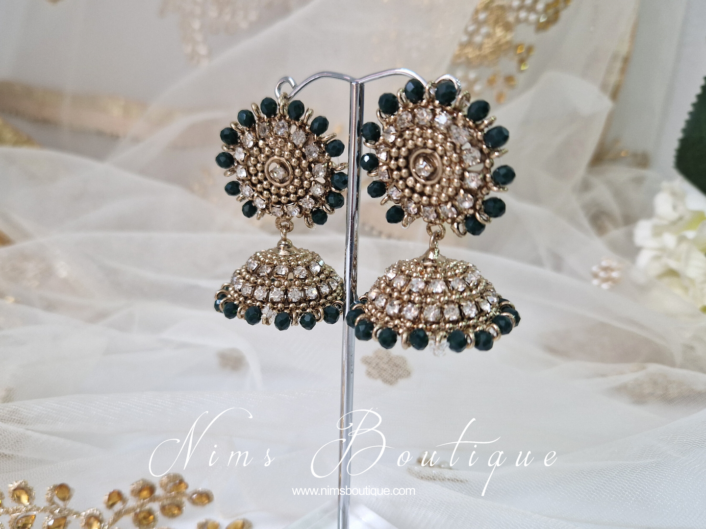 Chandni Royal Antique Gold & Black Chumke