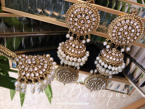 Royal Antique Gold & Pearl Chumke & Tikka Set (with earring chains)