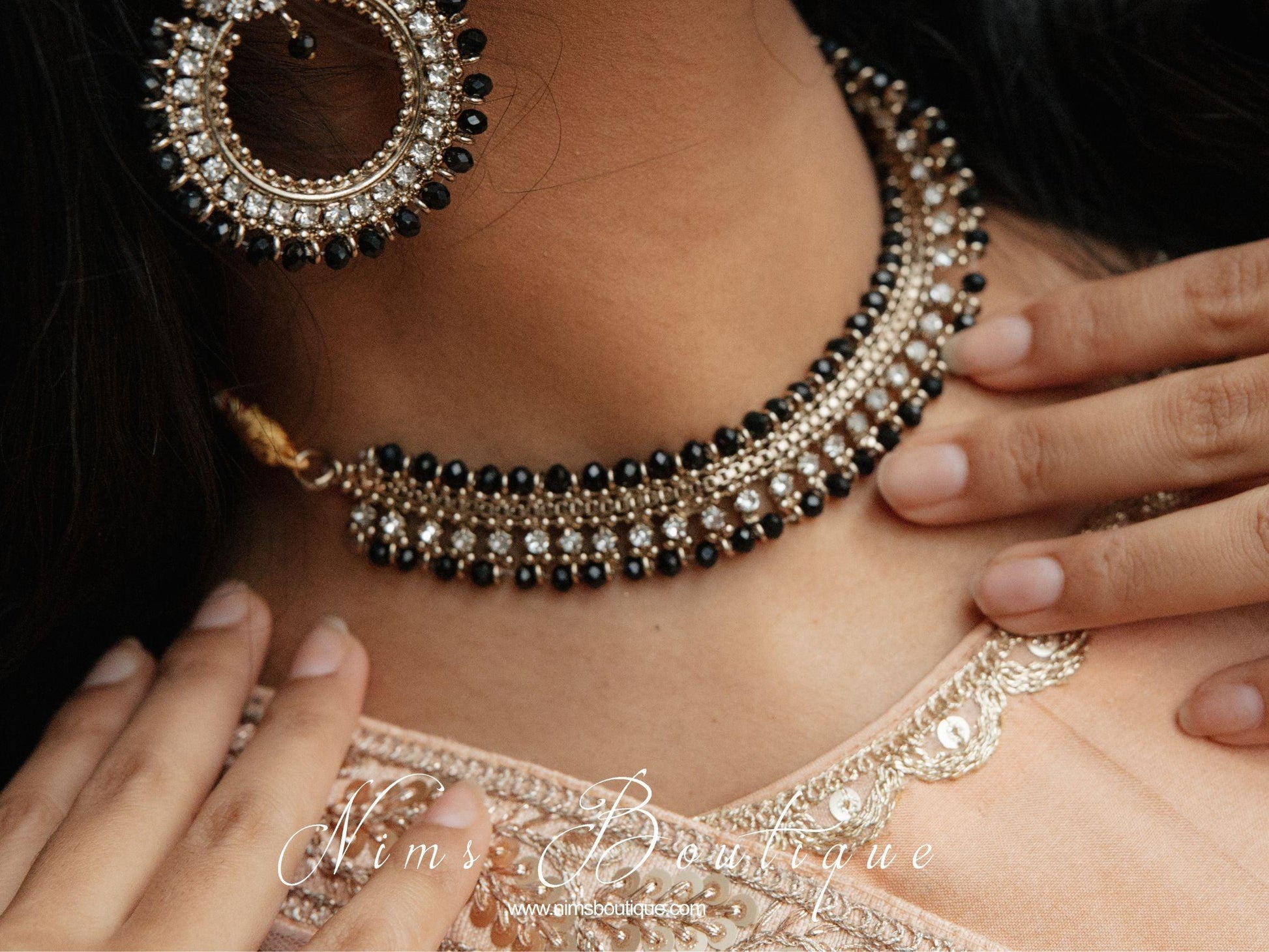 Nims Boutique Royal Antique Gold and Black Necklace