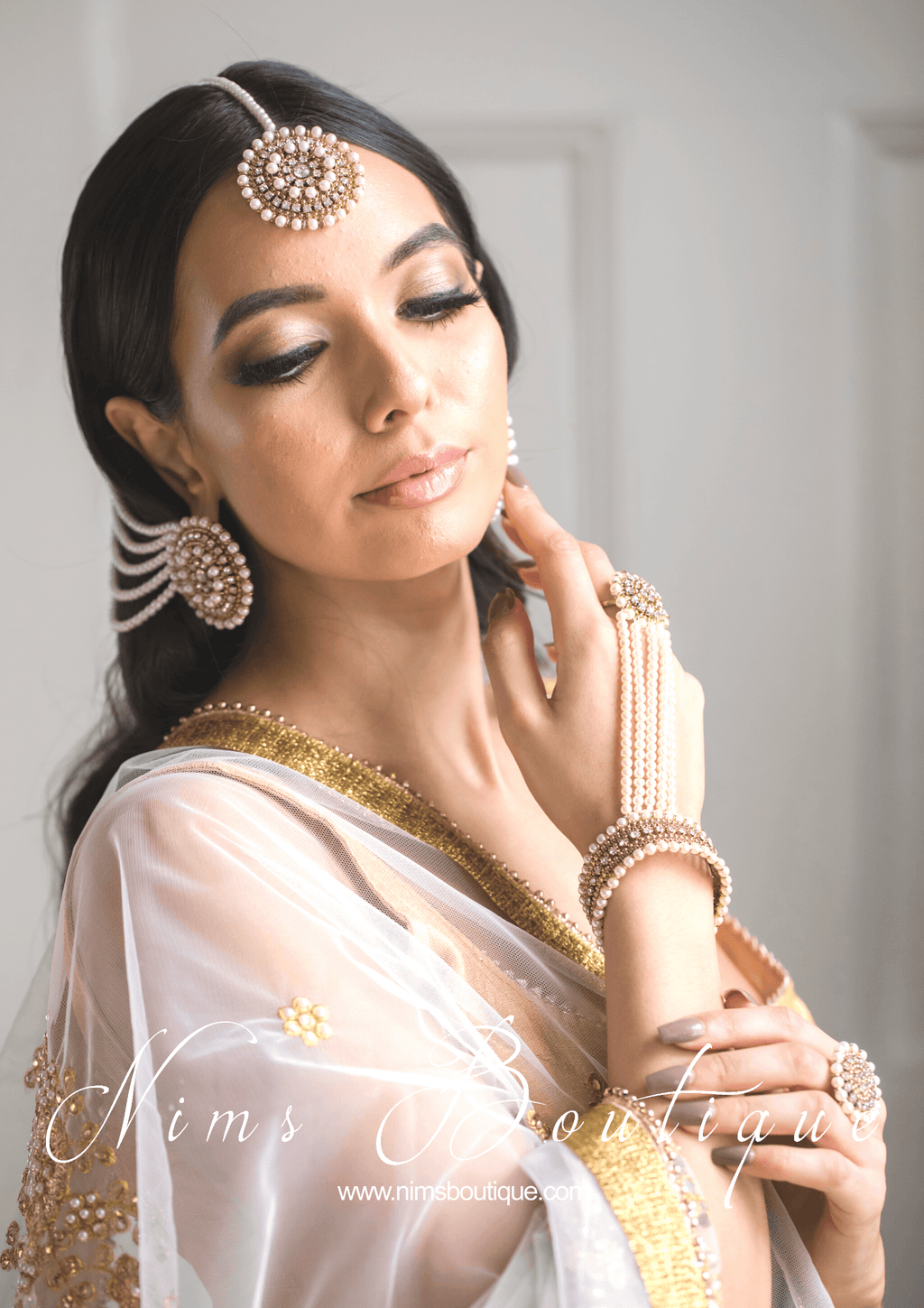 Nims Boutique Royal Antique Gold & Pearl Small Handpiece / Hath Panja