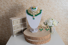 Sonali Dark Green Luxury Kundan Set