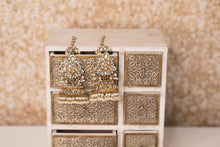 Large Nandini Maharani Antique Gold & Pearl Chumke
