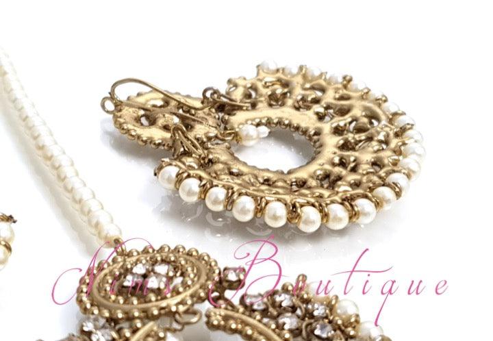 Nims Boutique Royal Pearl & Clear Stones Chand Tikka Set 6cm